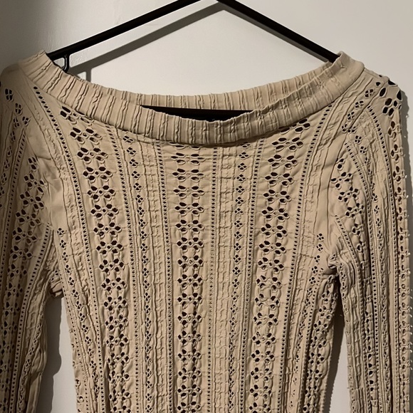 SALE!! LE CHATEAU DRESS SWEATER TOP🔥🔥🔥🔥 - Picture 3 of 7